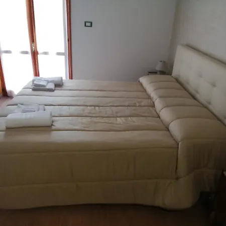 Il Sentiero * Lorica